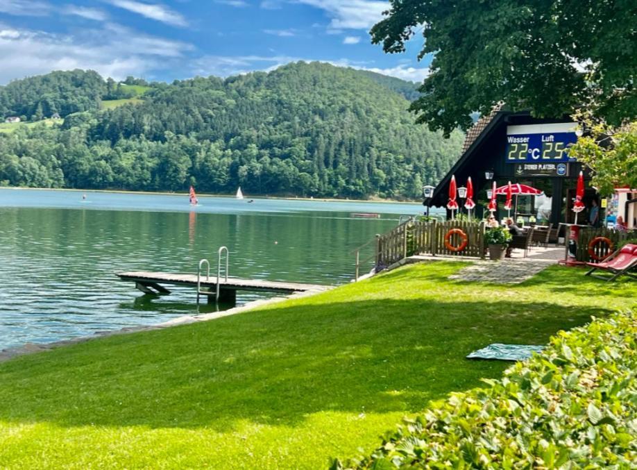 Zwei Schlafzimmer Ferienapartment Anna Am Stubenbergsee Inklusive Vier E-Bikes エクステリア 写真