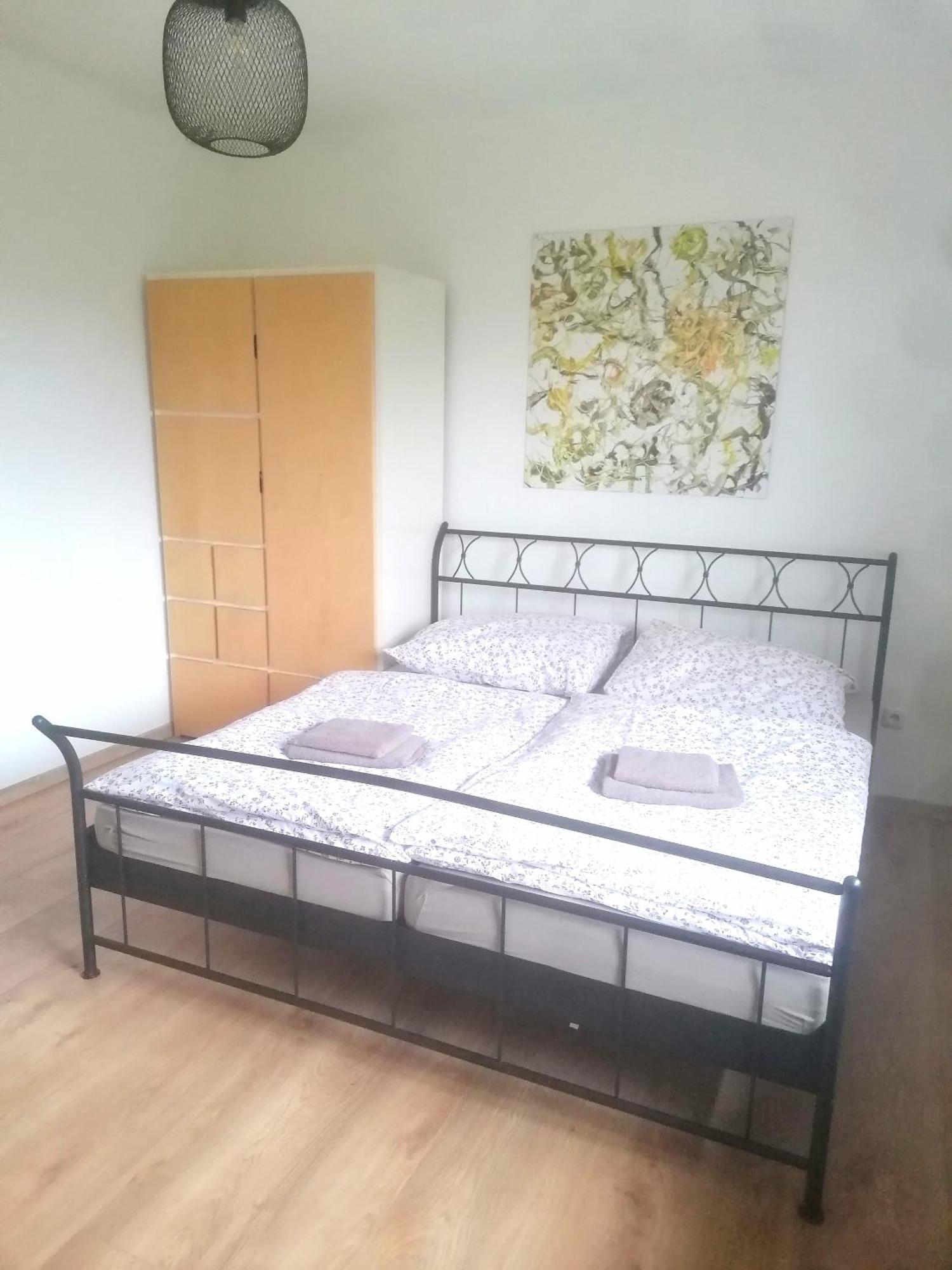 Zwei Schlafzimmer Ferienapartment Anna Am Stubenbergsee Inklusive Vier E-Bikes エクステリア 写真