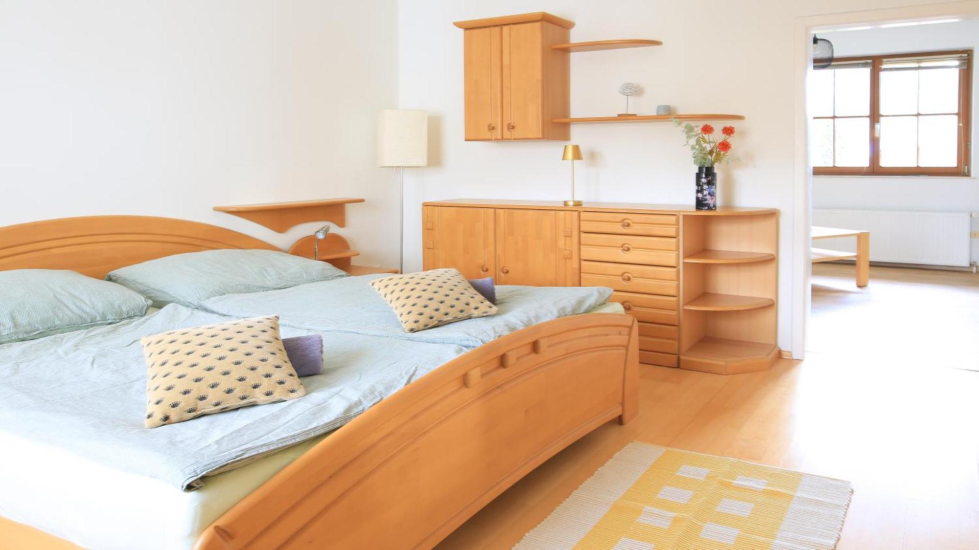 Zwei Schlafzimmer Ferienapartment Anna Am Stubenbergsee Inklusive Vier E-Bikes エクステリア 写真